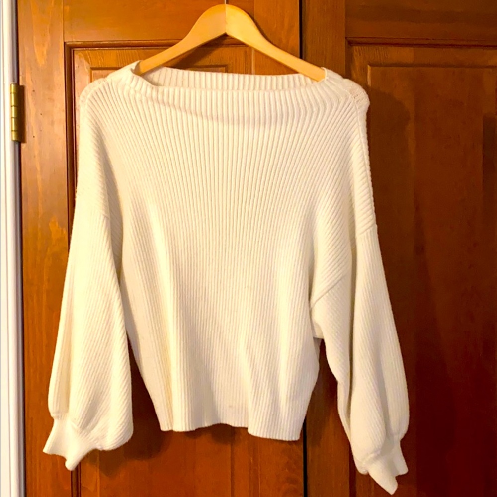 Winter White Sweater Size Small S